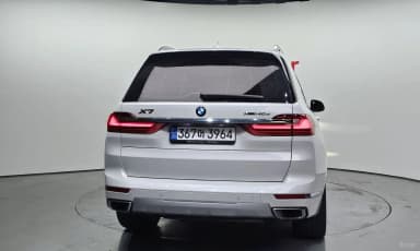 X7 (G07)