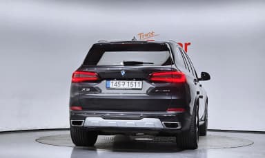X5 (G05)