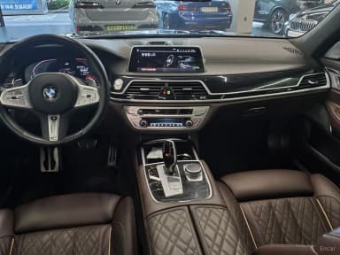 7 Series (G11)