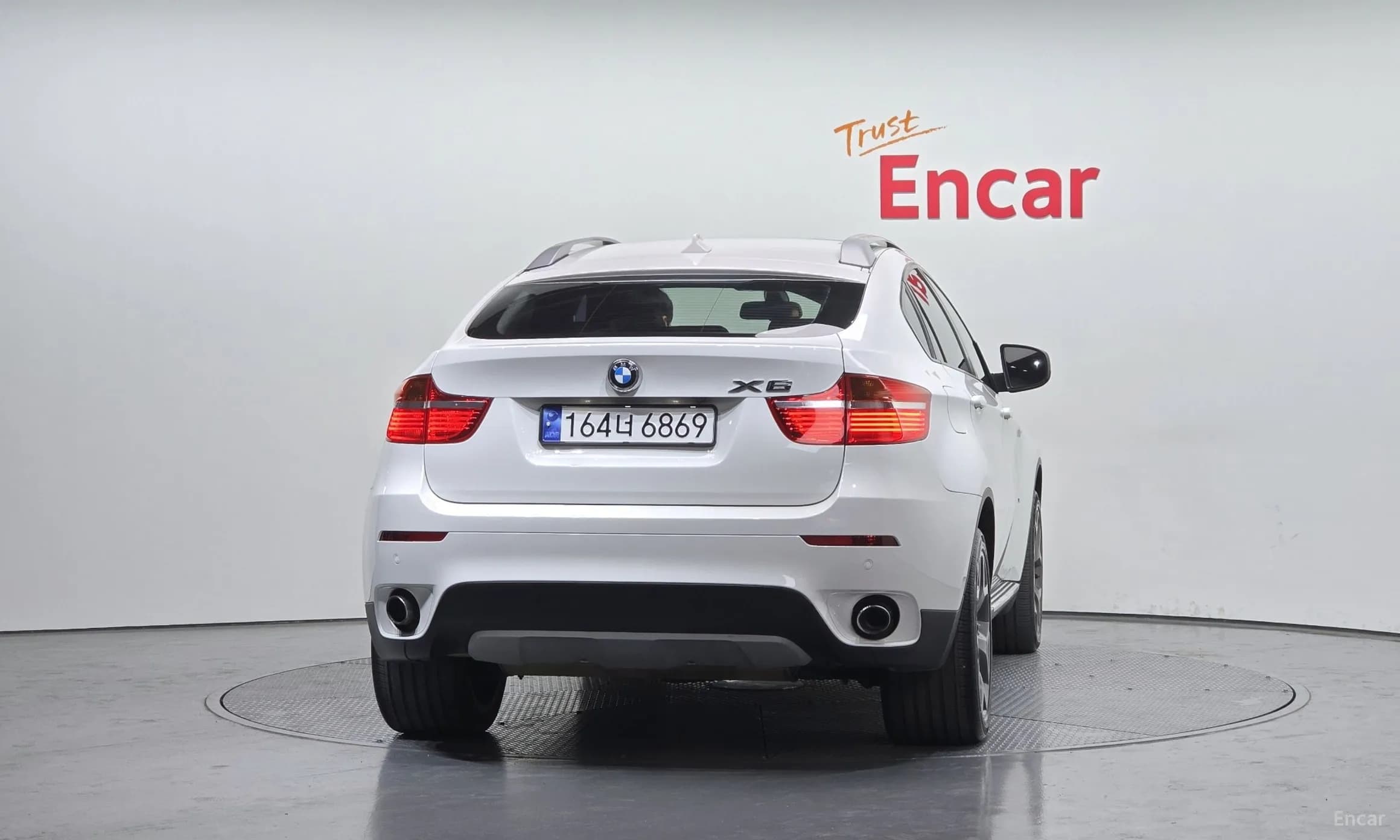 X6 (E71)