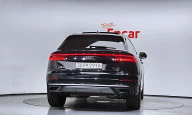 Q8 (4M)