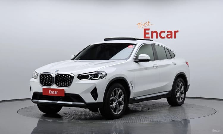 X4 (G02)