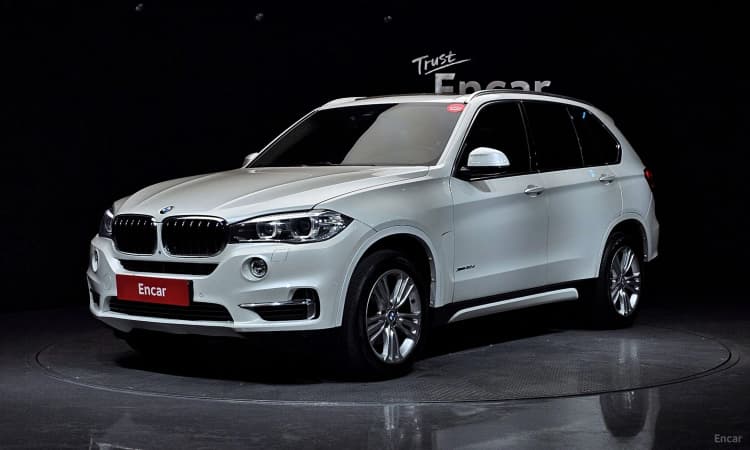 X5 (F15)