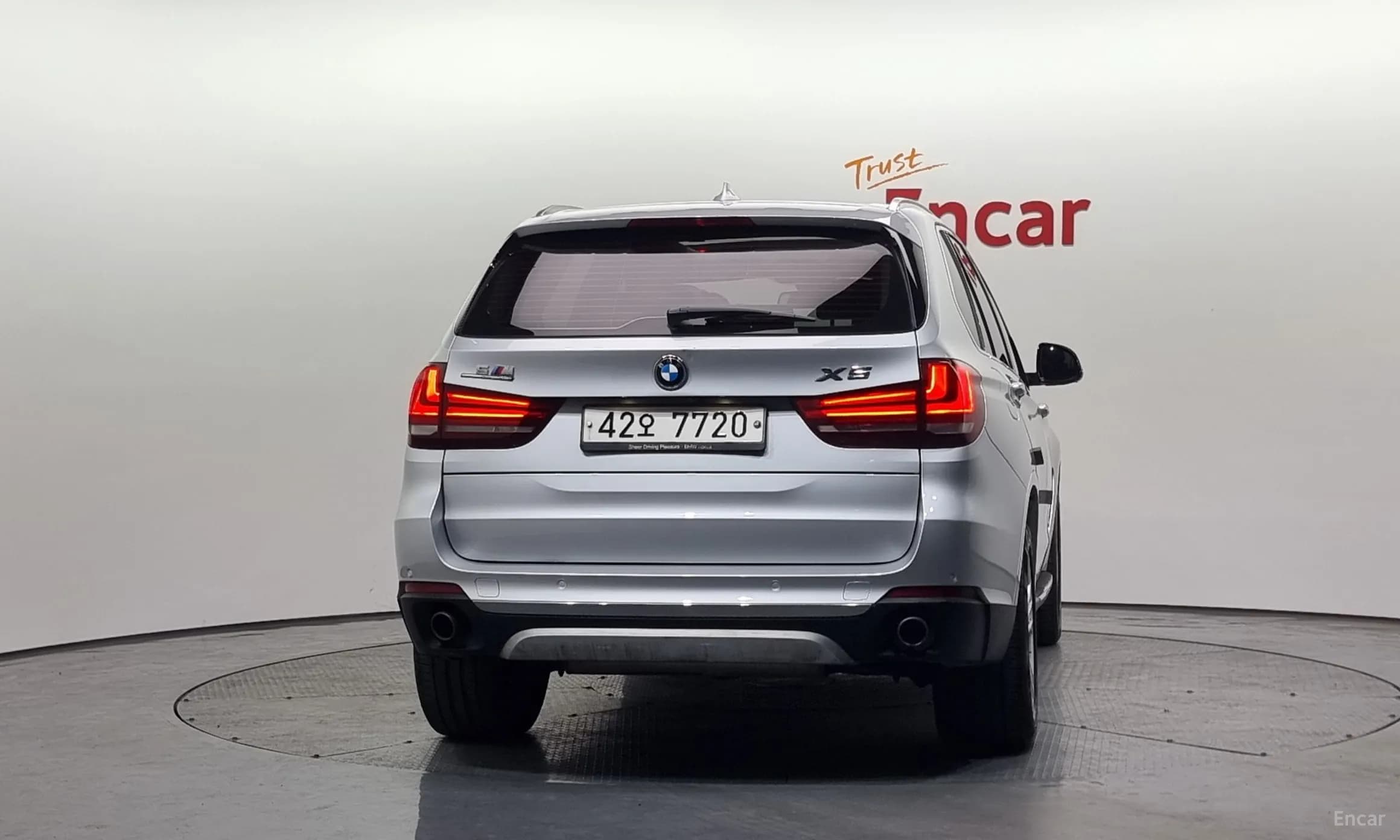 X5 (F15)