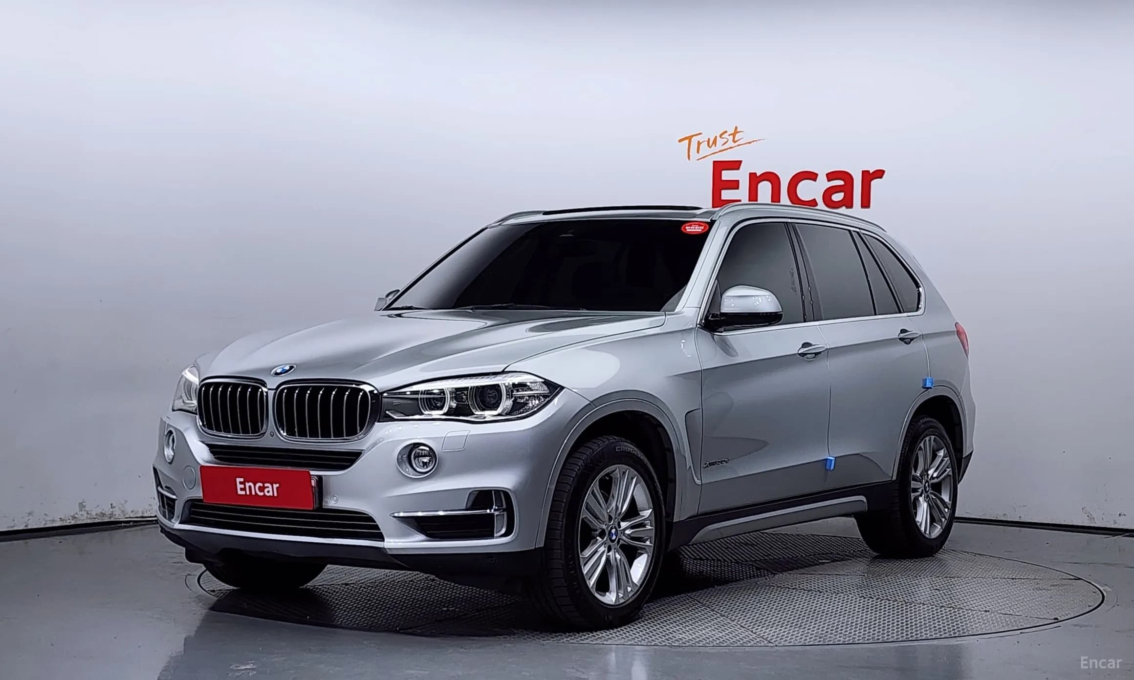 X5 (F15)