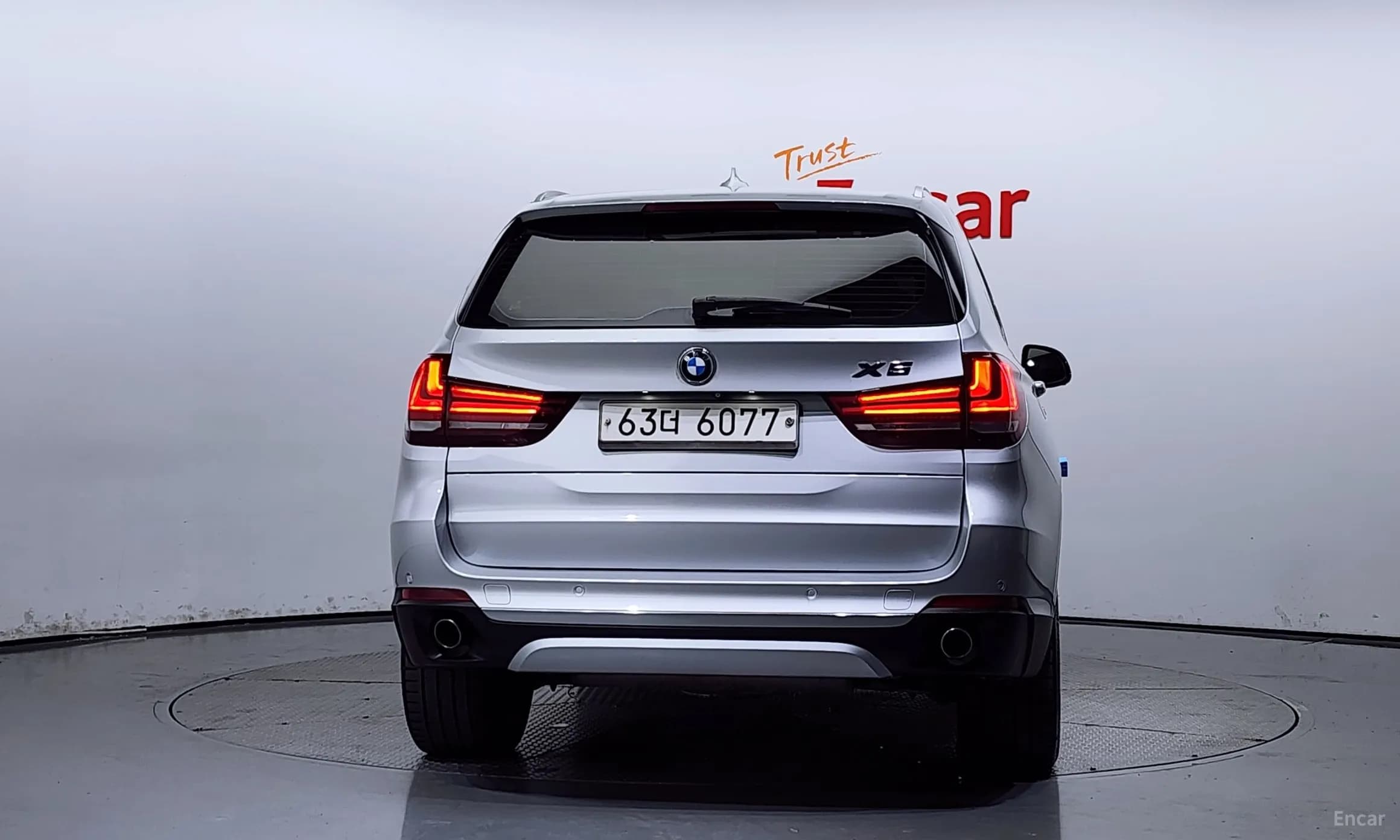 X5 (F15)