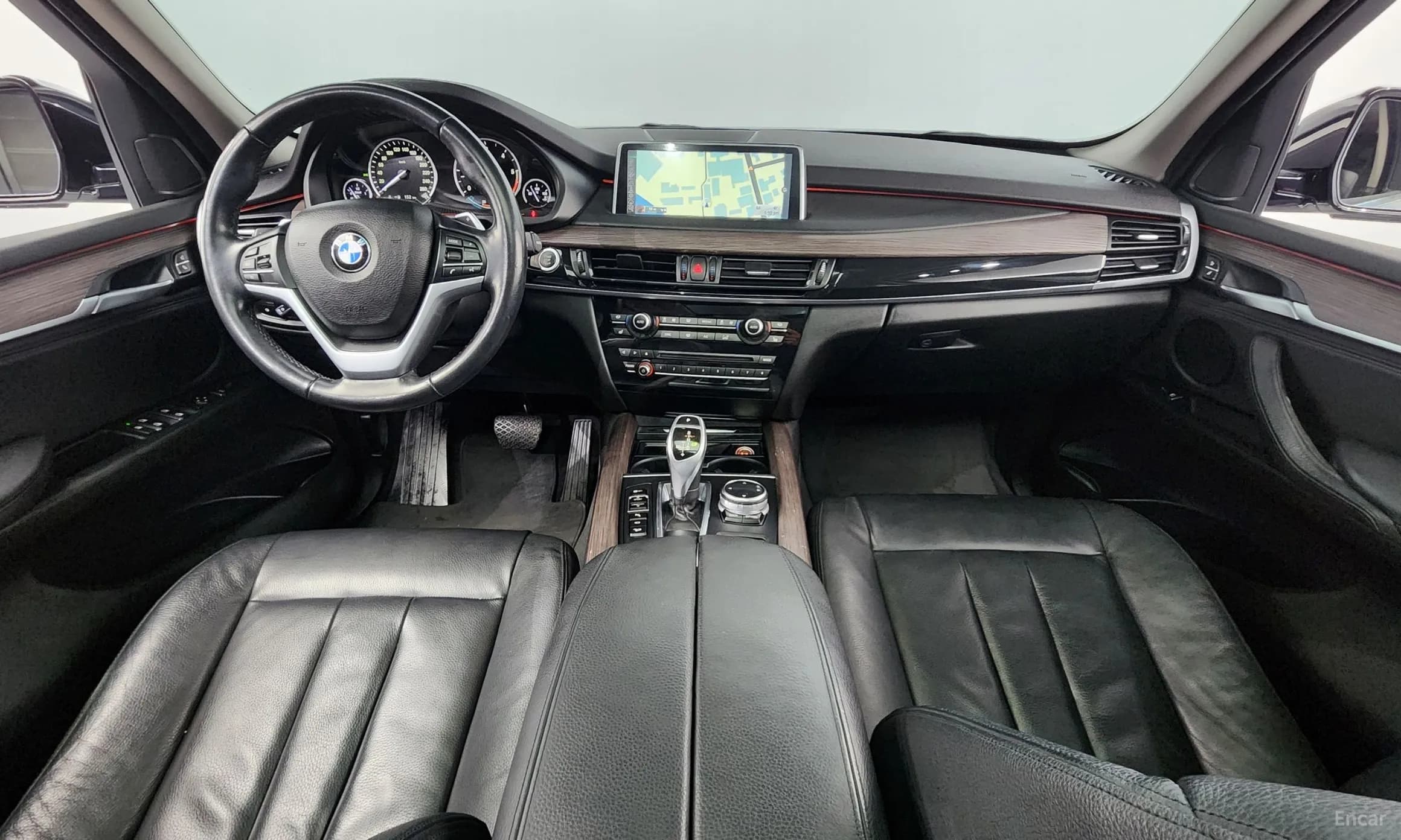 X5 (F15)