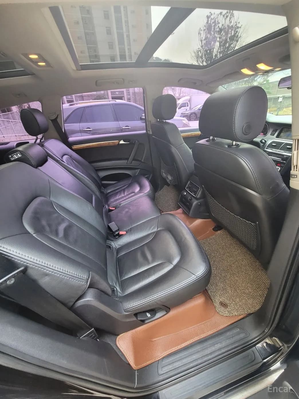 Q7