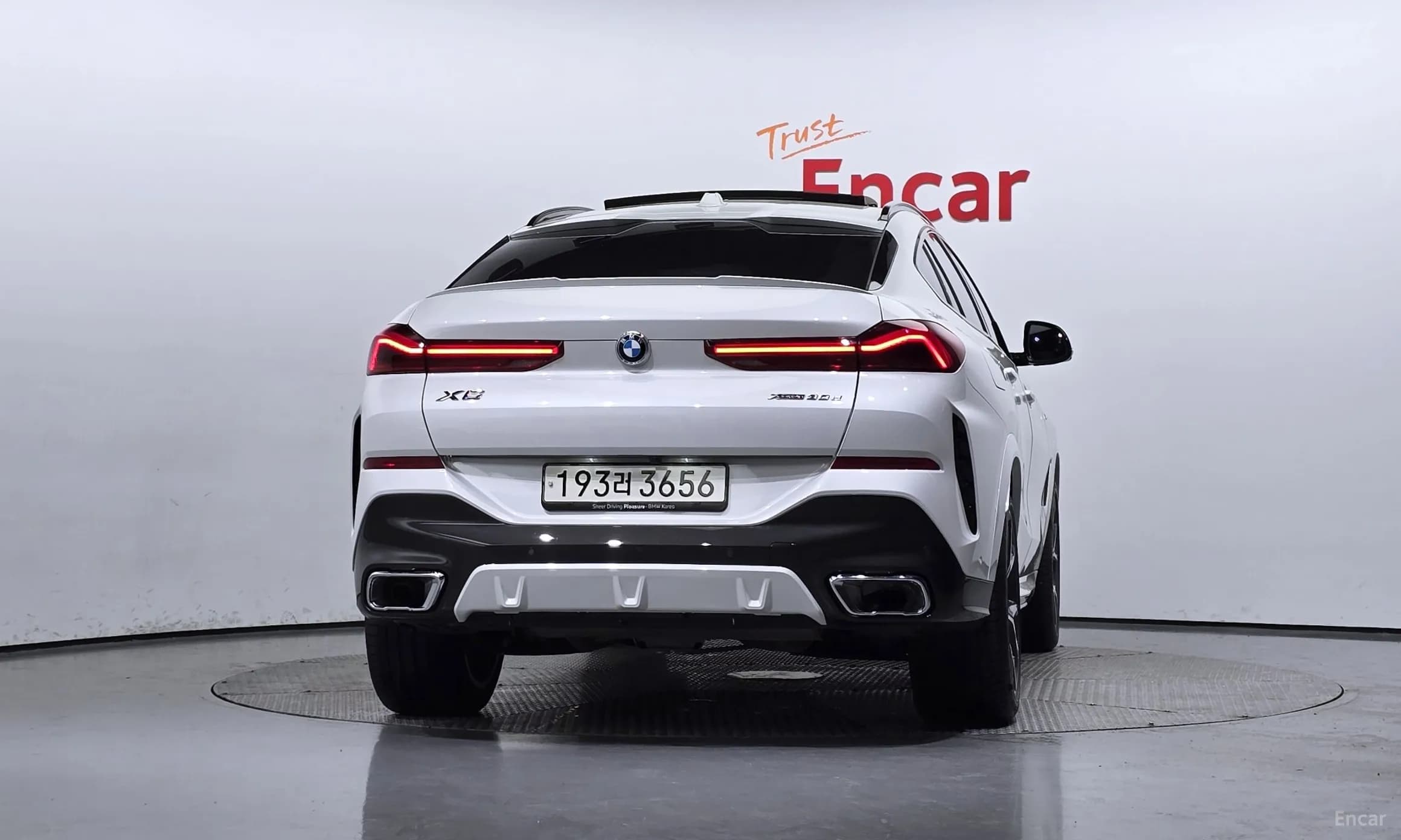 X6 (G06)