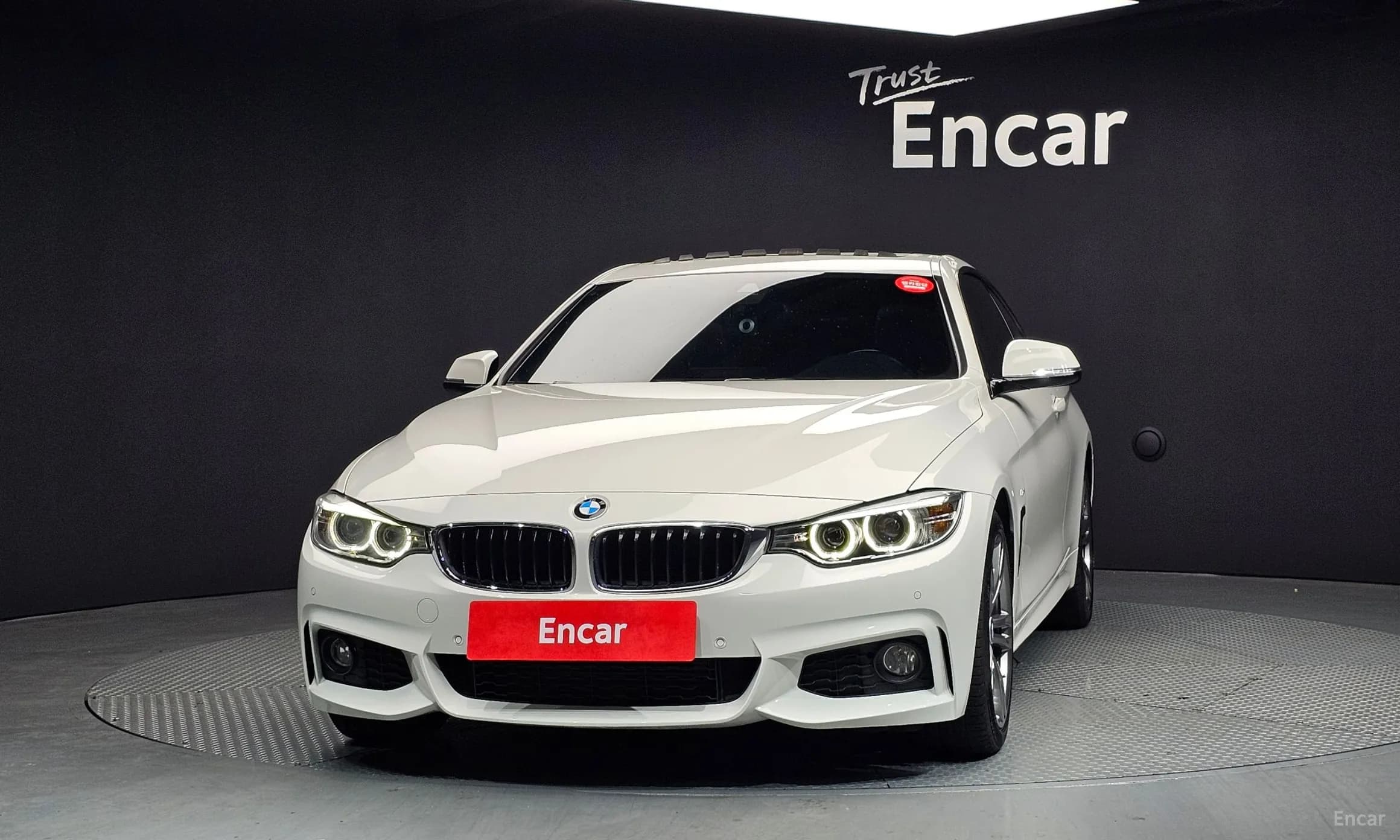 Series 4 (F32)