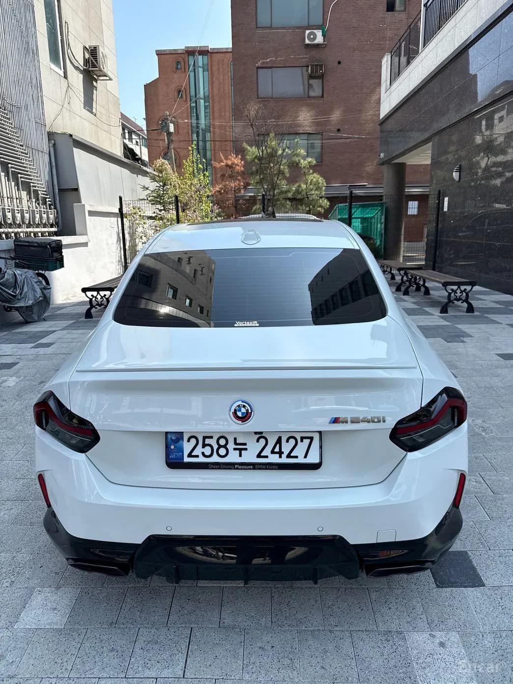 2 Series (G42)
