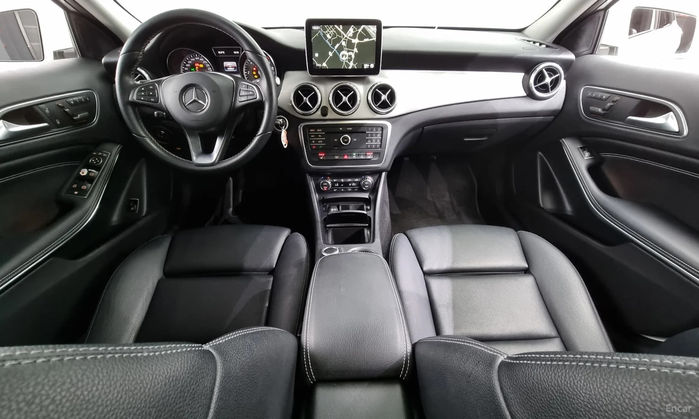 GLA-Class X156