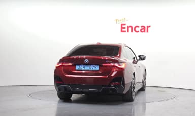 i4