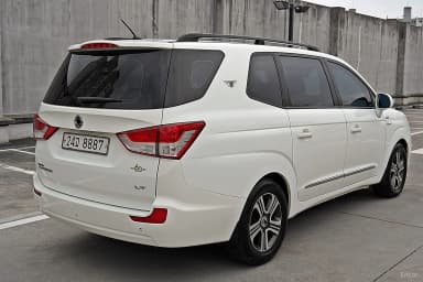 Korando Turismo