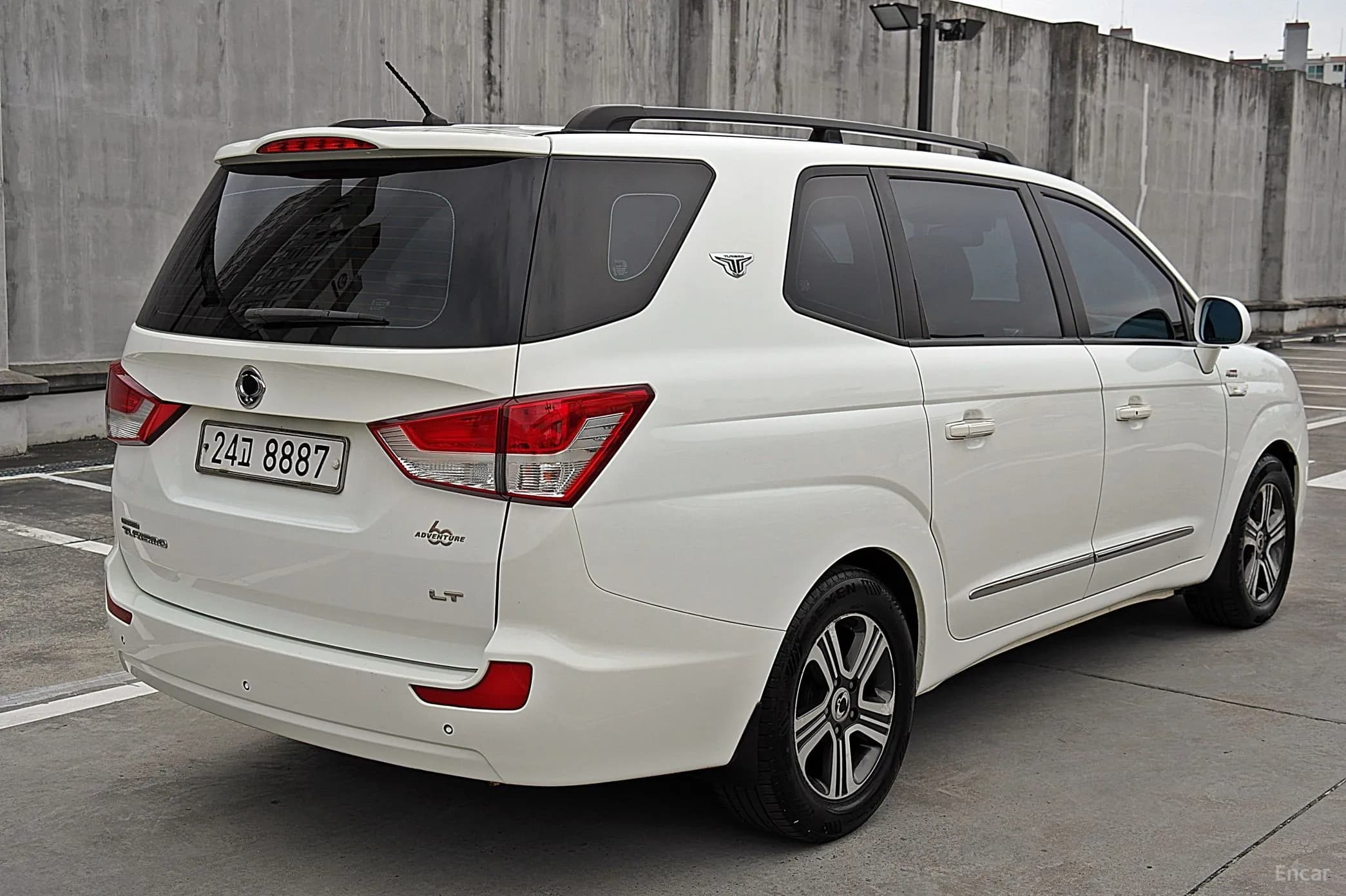 Korando Turismo