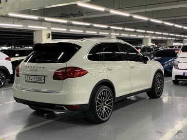 New Cayenne