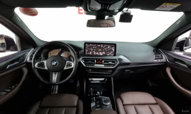 X4 (G02)