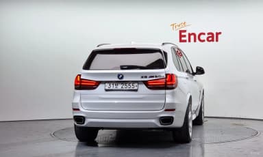 X5 (F15)