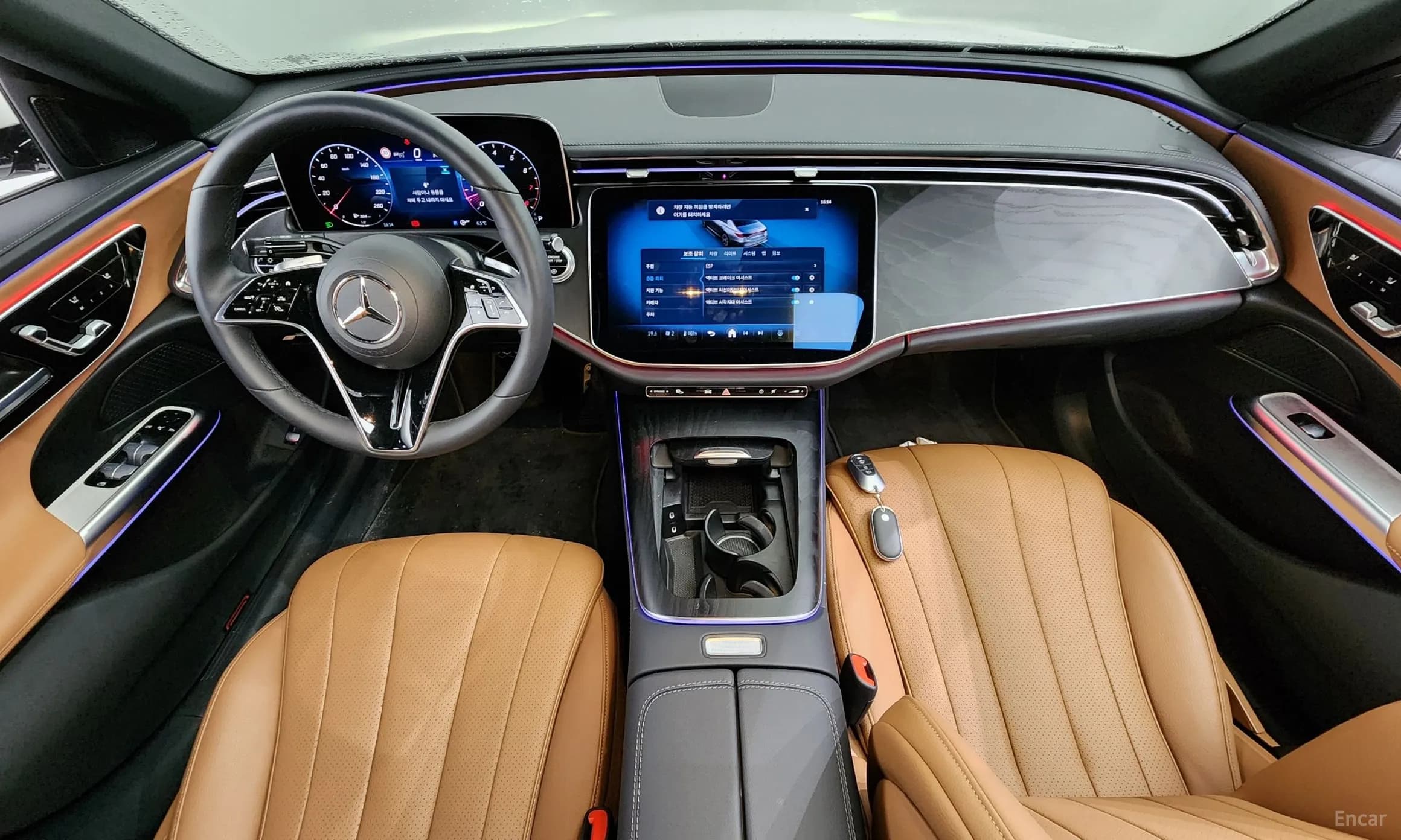 E-Class W214