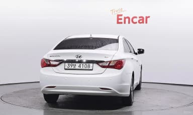 YF Sonata