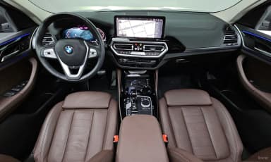 X4 (G02)