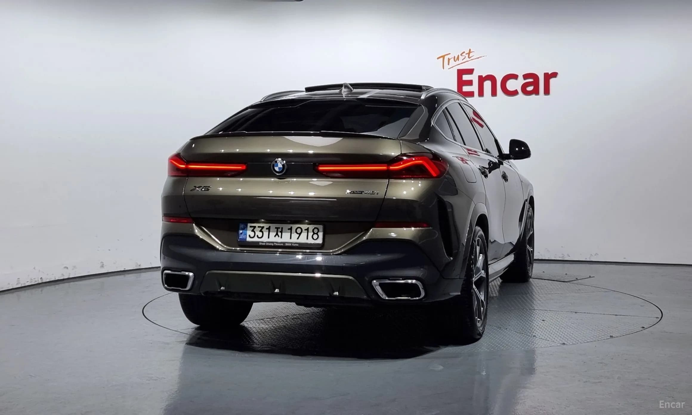 X6 (G06)