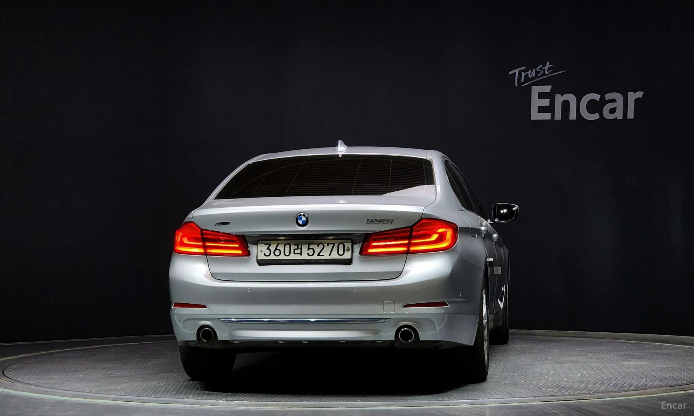 5 Series (G30)