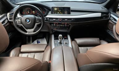 X5 (F15)