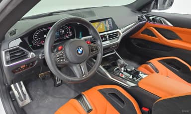 M4 (G82)