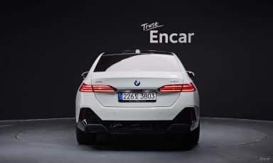 5 Series (G60)