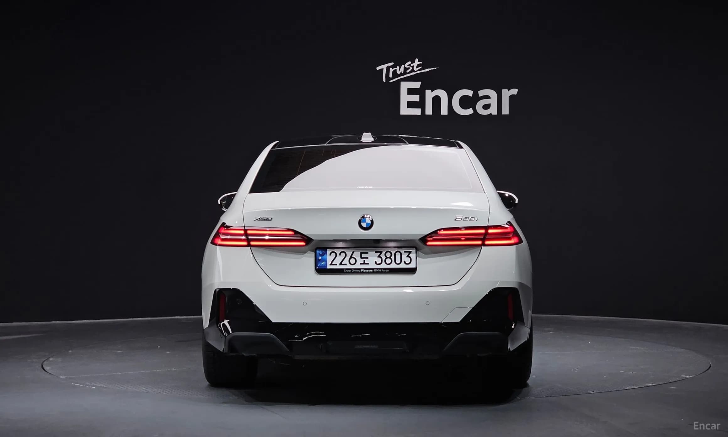 5 Series (G60)