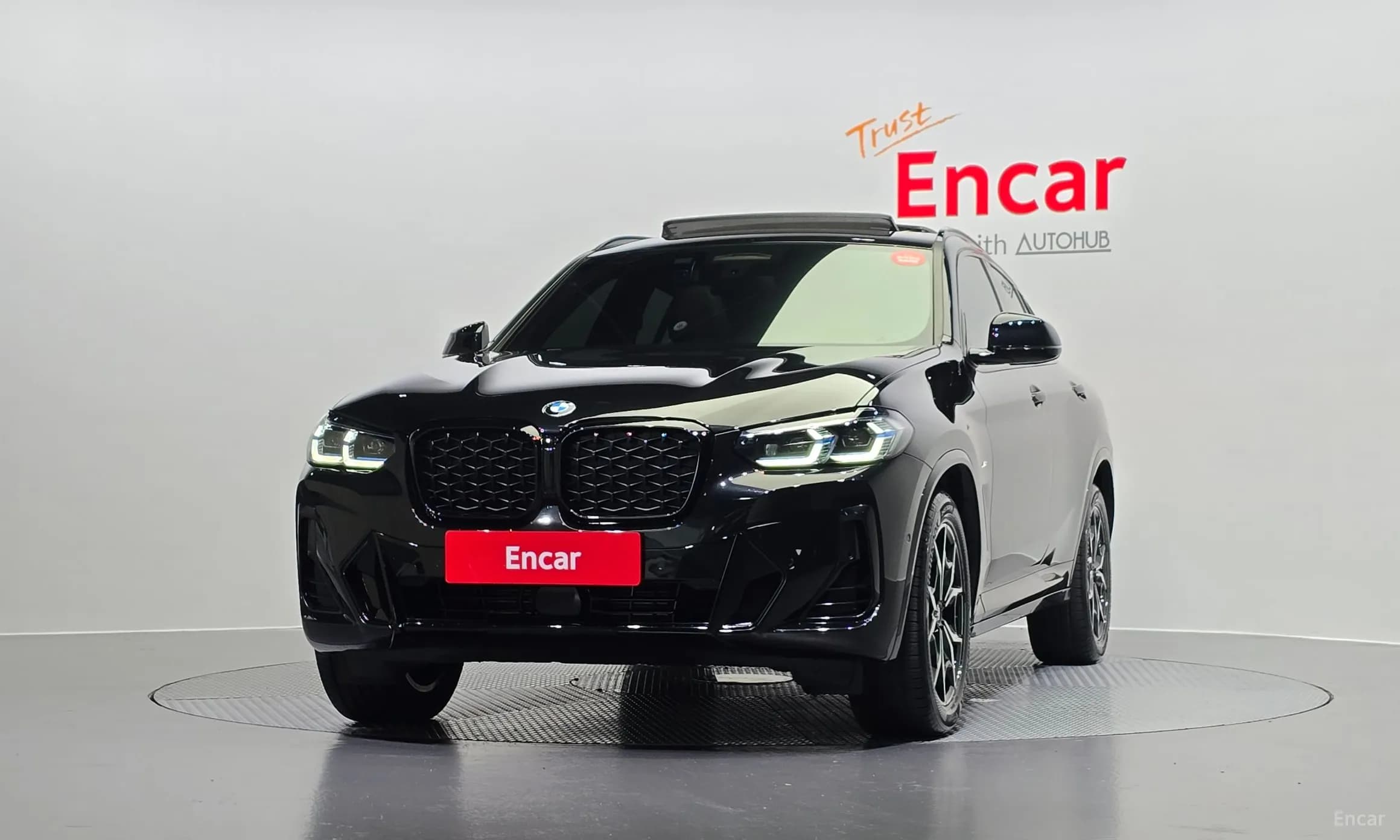 X4 (G02)