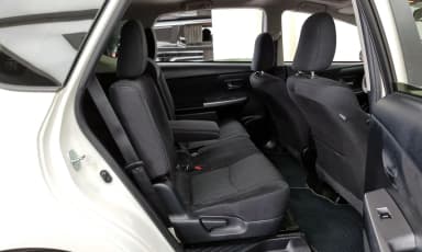 Prius V