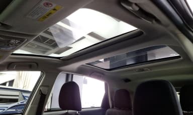 Prius V