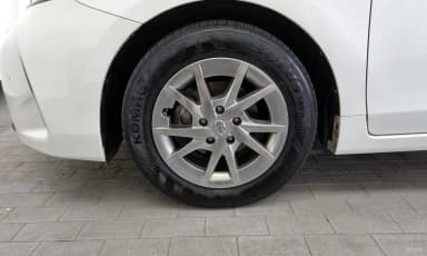 Prius V