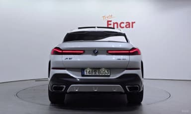 X6 (G06)