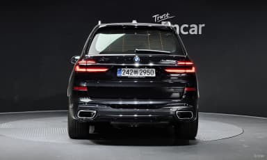 X7 (G07)