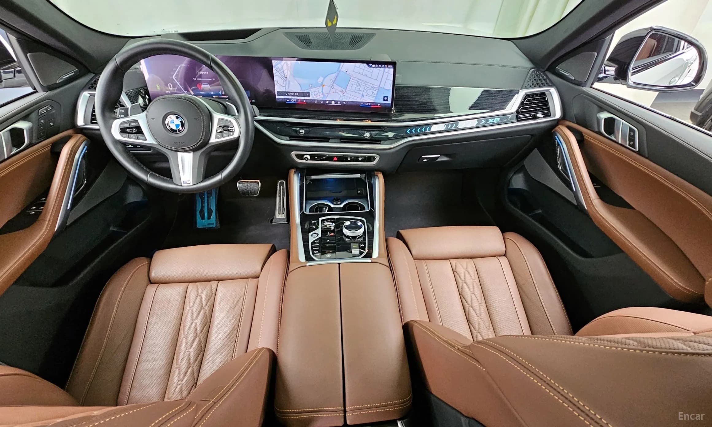 X6 (G06)