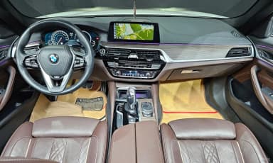 5 Series (G30)