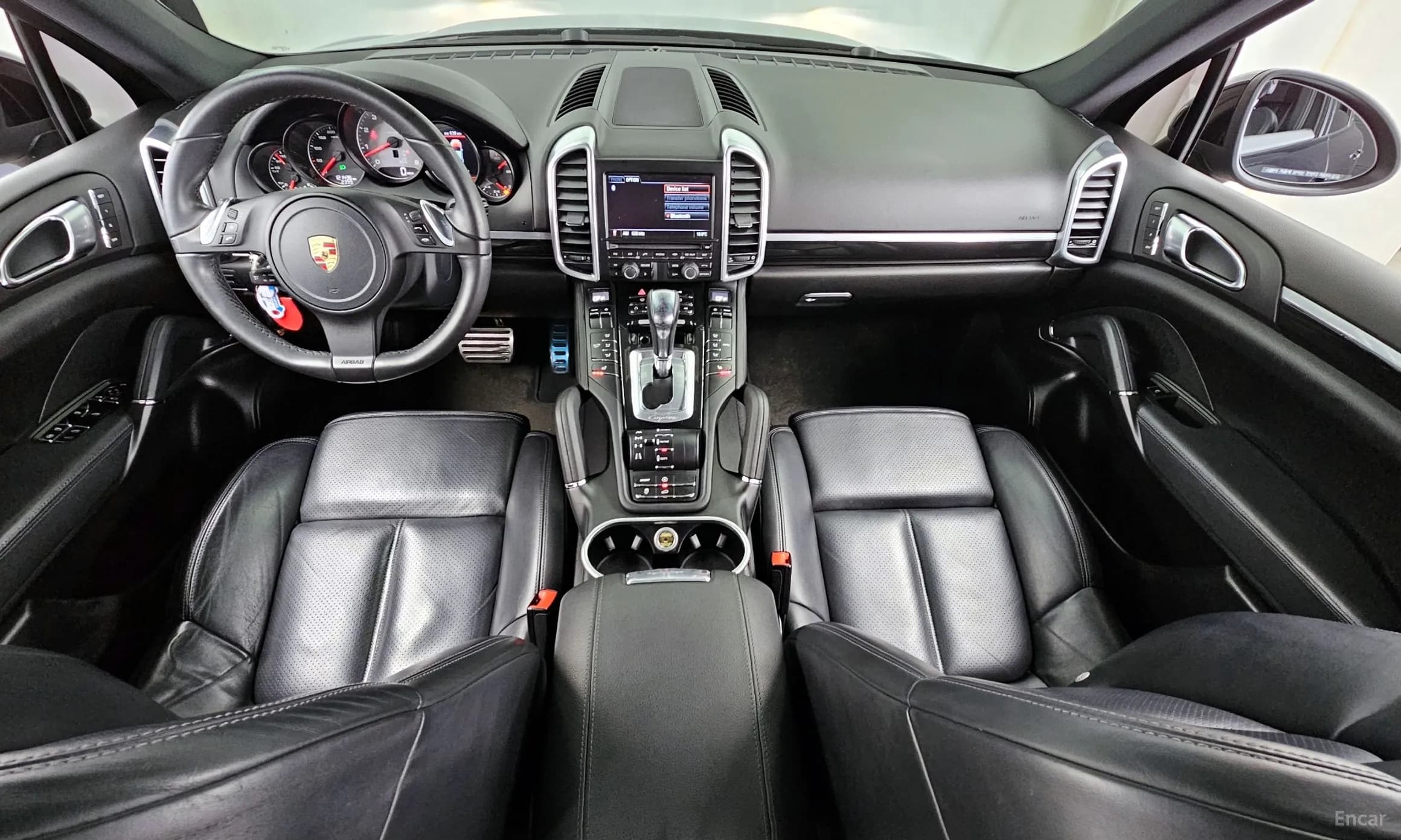 New Cayenne
