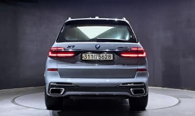 X7 (G07)