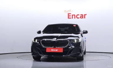 5 Series (G60)