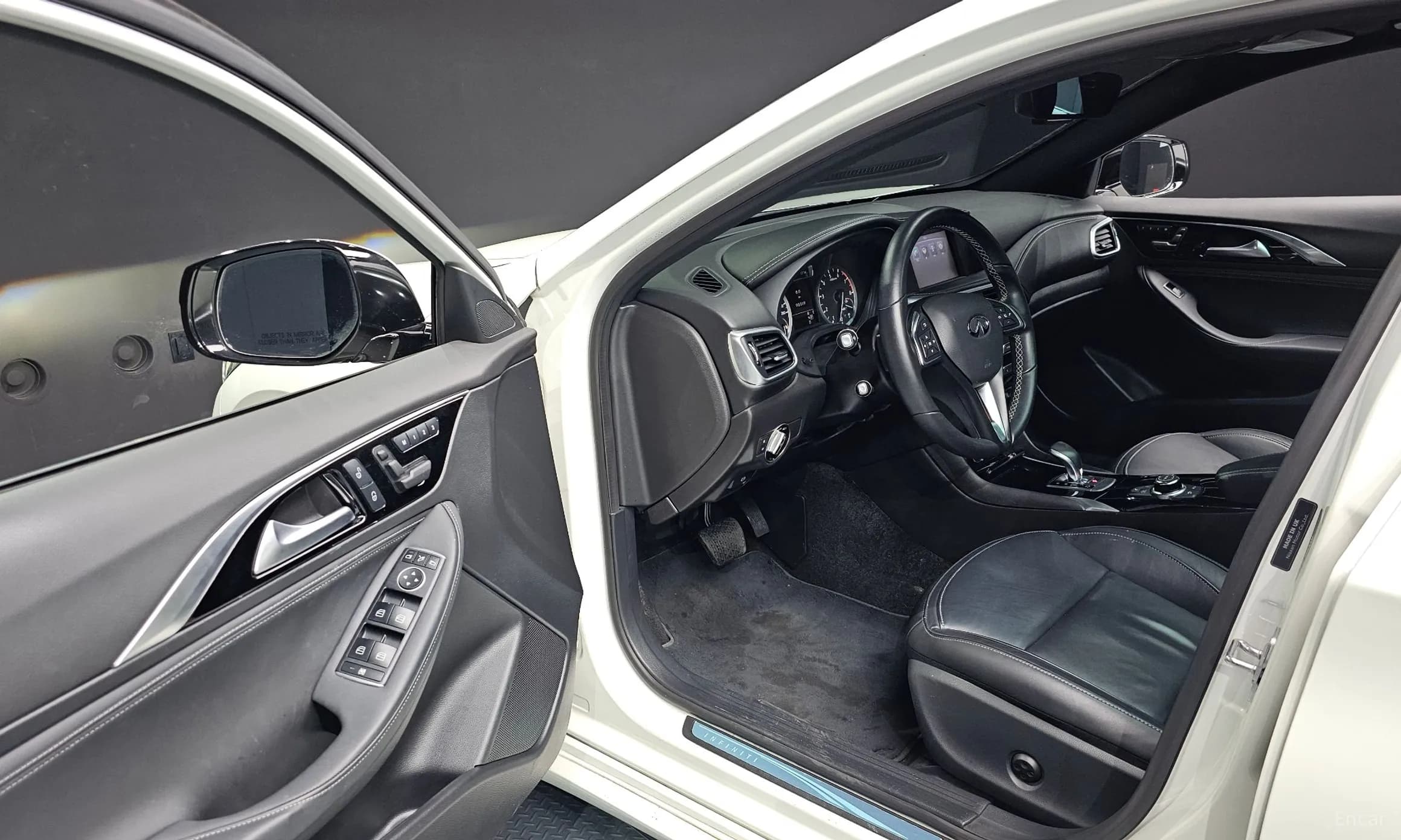 Q30