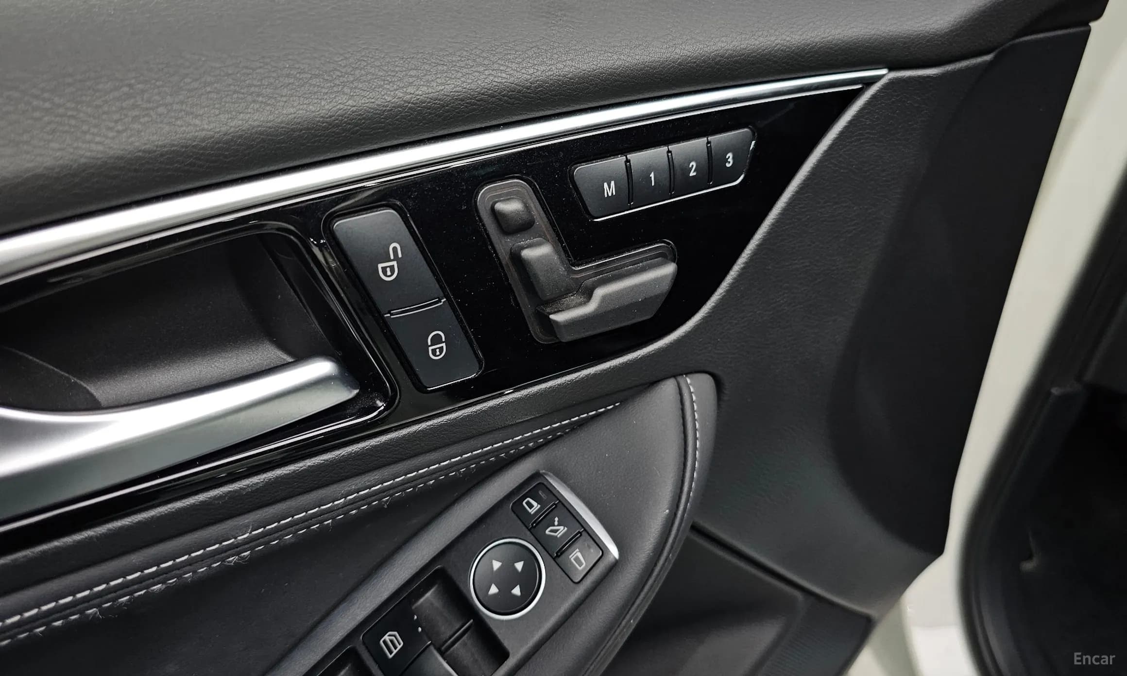 Q30