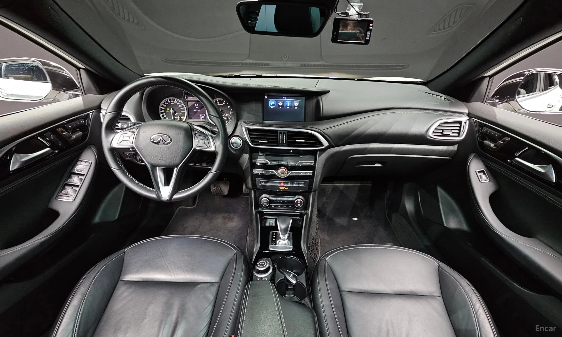 Q30