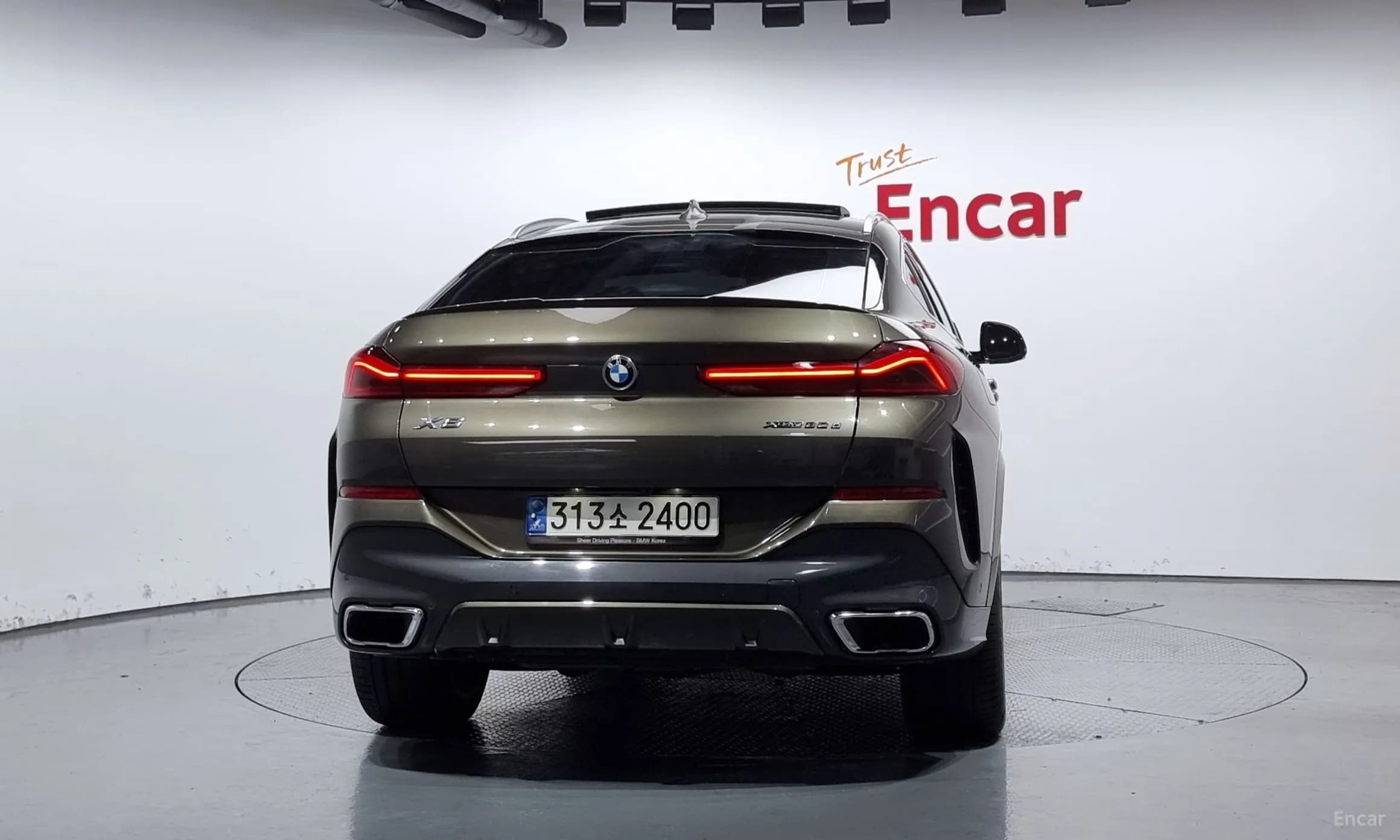 X6 (G06)