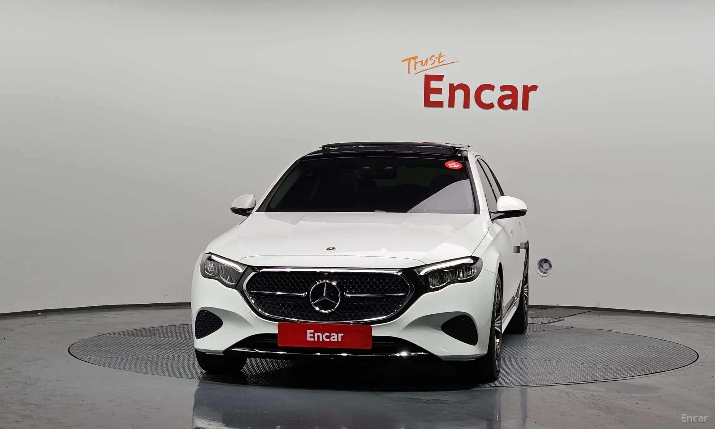 E-Class W214