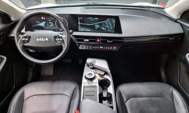 EV6