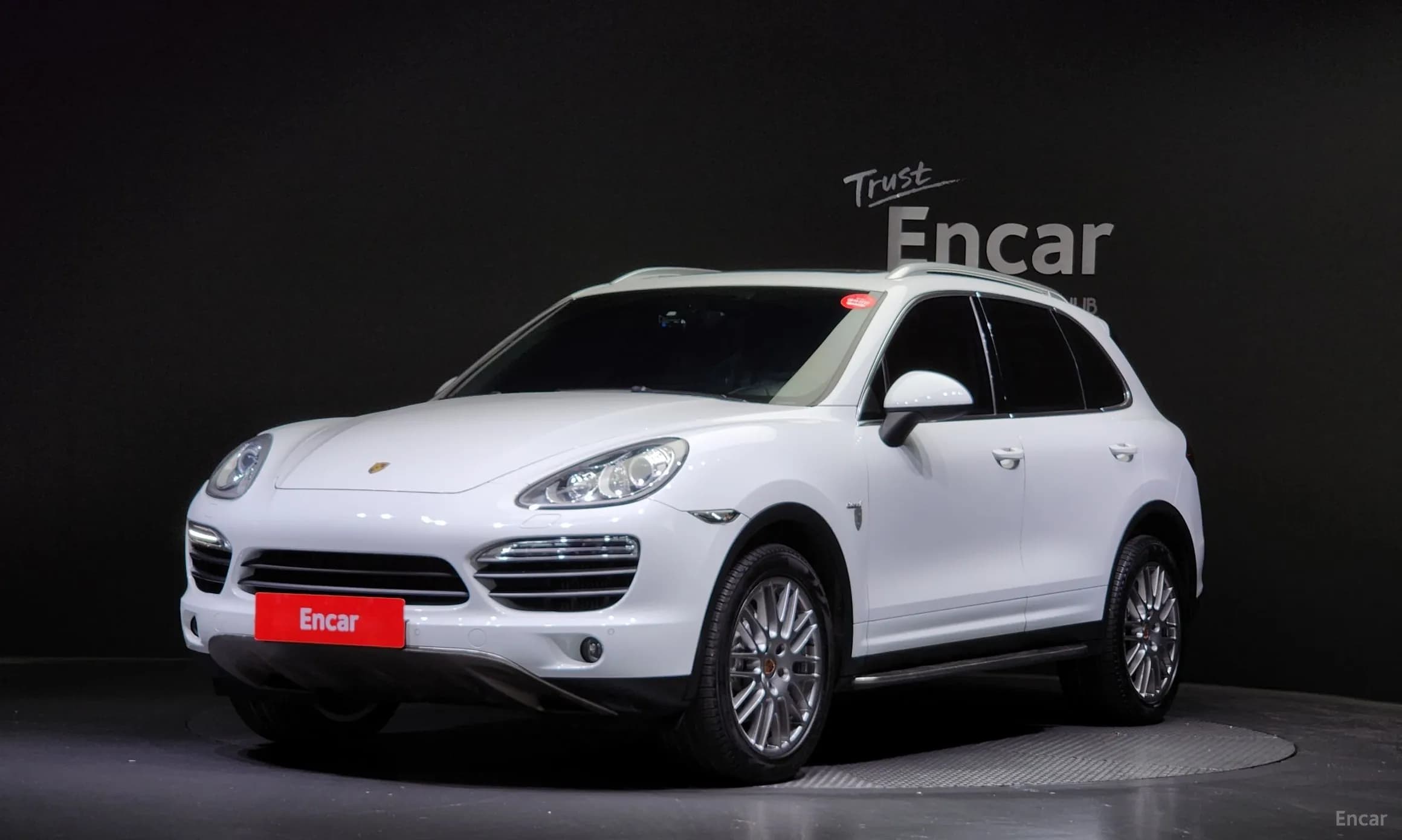 New Cayenne