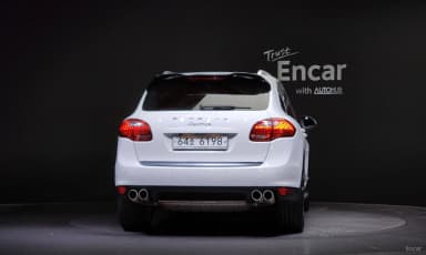 New Cayenne